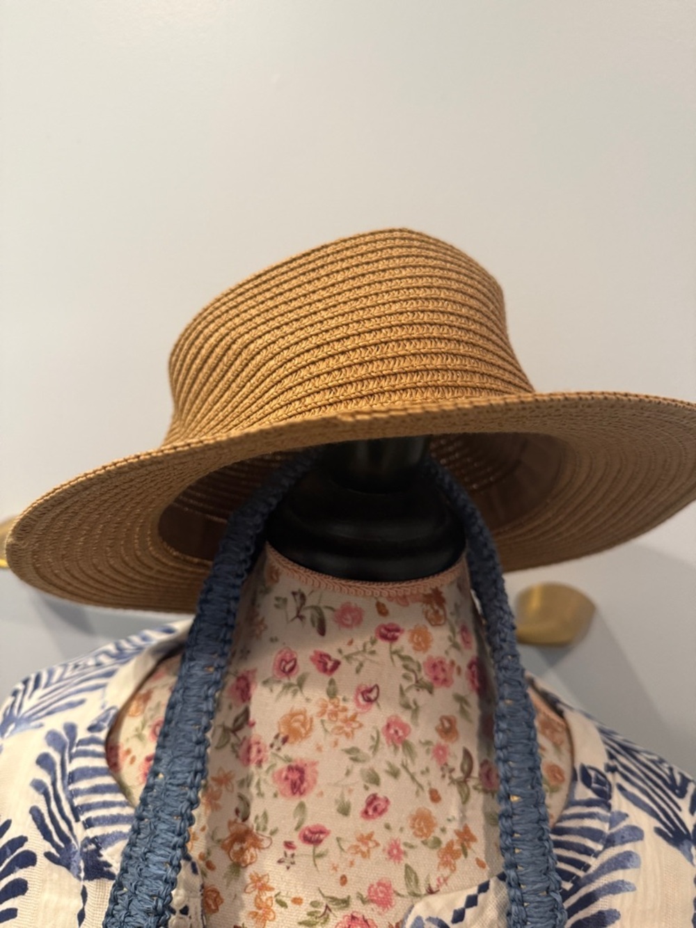 J. Jill White and Blue Printed dress with pockets. Included beach bag and hat - Picture 3 of 5